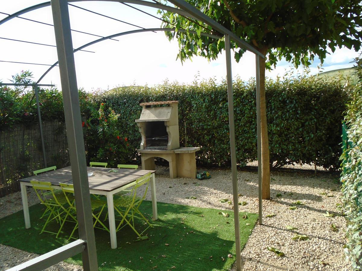 Gite Les Feuilles De Chene Βίλα Carpentras Εξωτερικό φωτογραφία